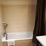 De La Baie מלון 2*