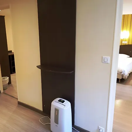 De La Baie Hotel 2*