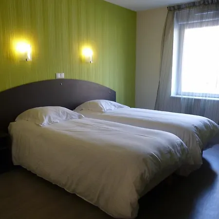 De La Baie Hotel