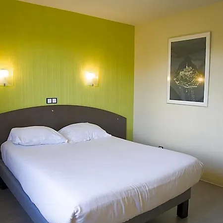 Hotel De La Baie 2*