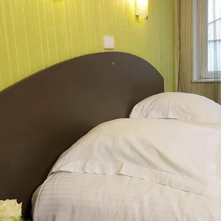 De La Baie Hotel