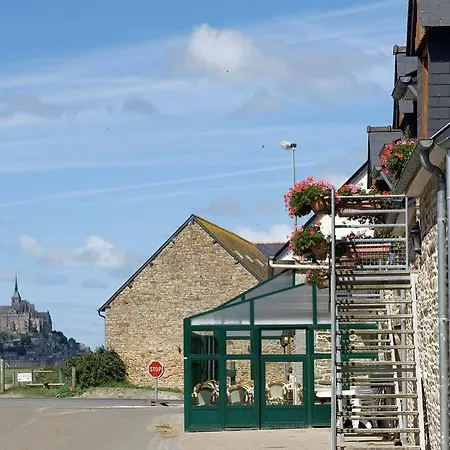 De La Baie Hotel