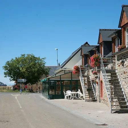 De La Baie 2*