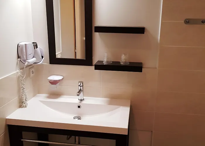 De La Baie Hotel Monte Saint Michel